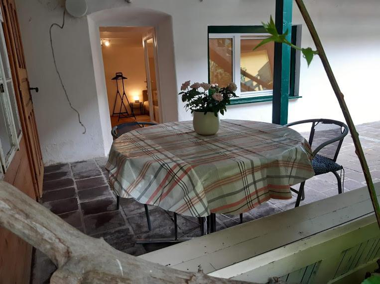 Studio In Altstadthaus Sankt Veit an der Glan Eksteriør bilde