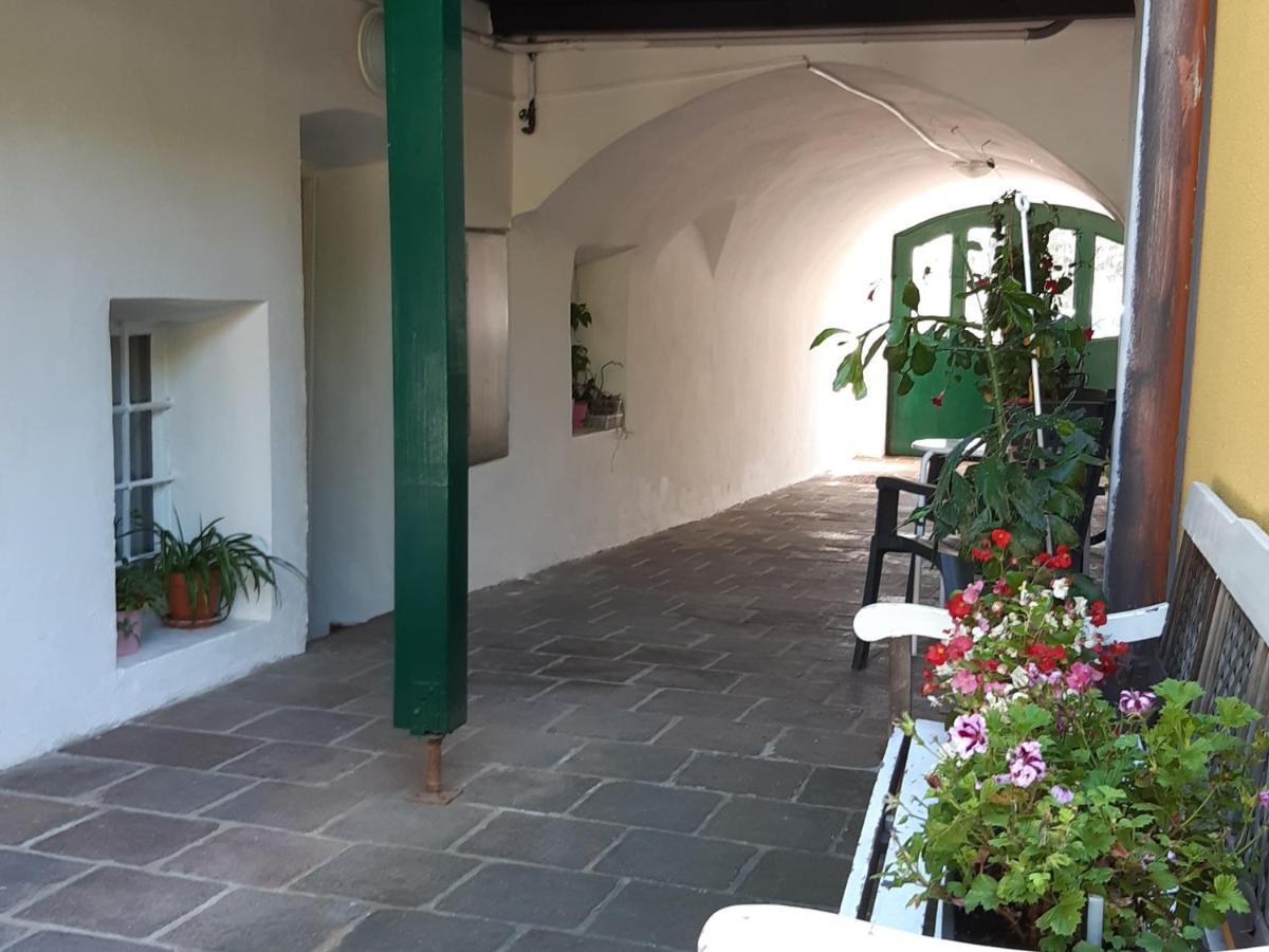 Studio In Altstadthaus Sankt Veit an der Glan Eksteriør bilde